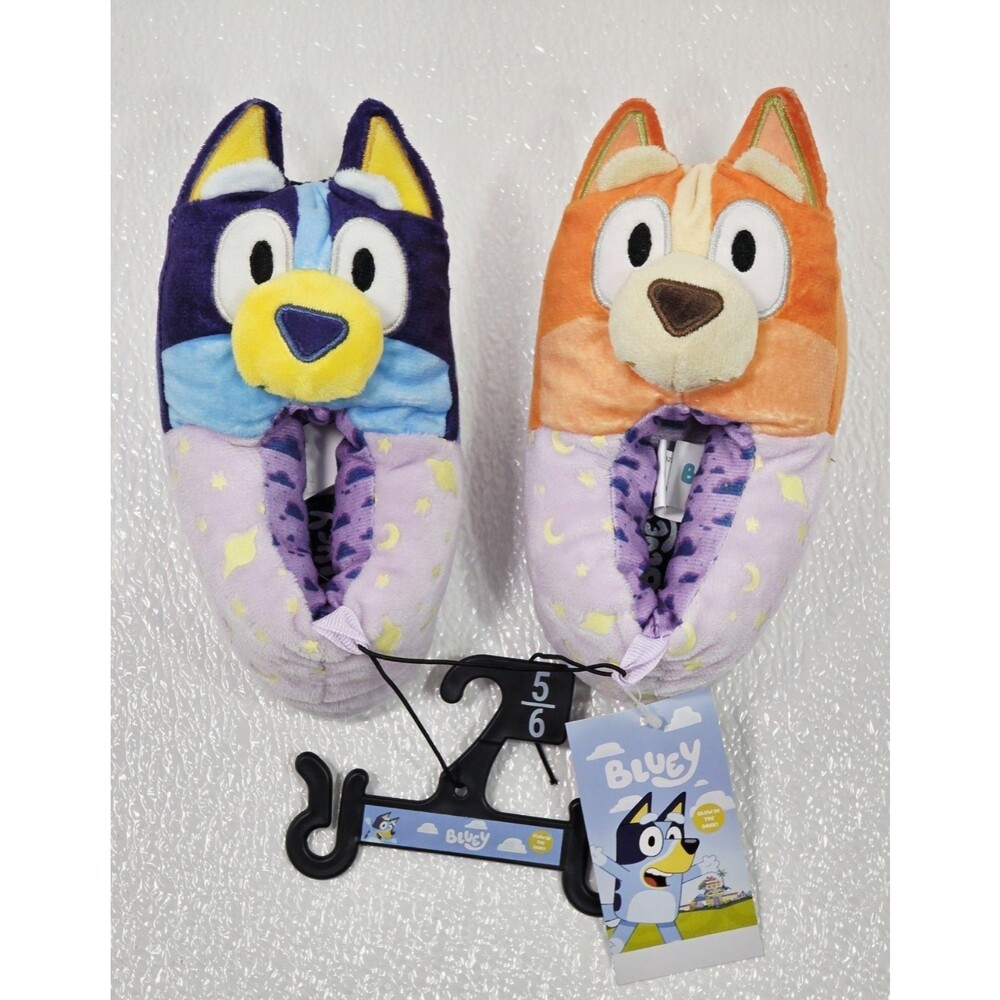 Bluey Kids Toddler Size 5/6 Glow in The Dark Slipper Warm Bluey Bingo New
